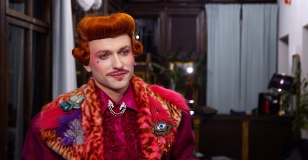 Artysta jednym tchem wymienia swoje ulubione role w dziełach W. A. Mozarta i nie ukrywa, że każdego roku z dużą ekscytacją wyczekuje kolejnej edycji Festiwalu Mozartowskiego organizowanego przez Warszawską Operę Kameralną. Dla niego projekty realizowane przez WOK są bowiem gwarancją najwyższej jakości i mistrzowskiej precyzji. Z dużą radością przyjął więc zaproszenie do udziału w inscenizacji „Cyrulika sewilskiego” Gioacchina Rossiniego.